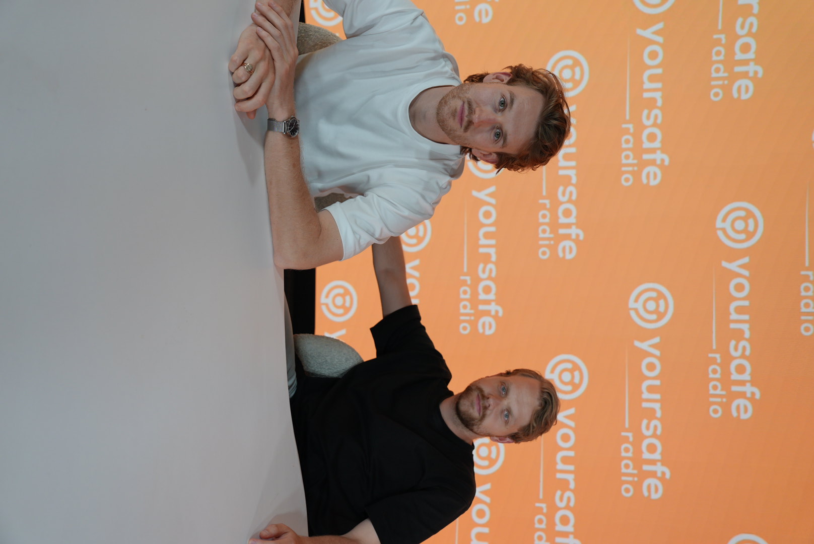 Casper en Hidde, de hosts van Jong Juridisch podcast